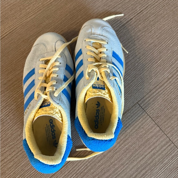 Adidas Gazelle Sneakers in Blue and Yellow - Picture 4 of 5